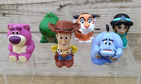 トイストーリーアラジンソフビパペットマスコット